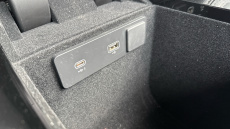 Land Rover Range Rover Velar 2.0 D200 R-Dynamic SE 5dr Auto Diesel Estate